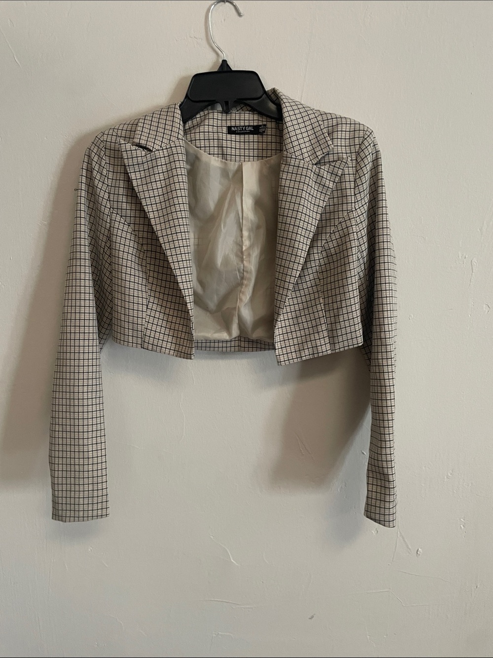Nasty Gal Cropped Checked Blazer in Beige and Black